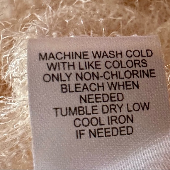 John Paul Richards size small fuzzy metallic cream color sweater - Picture 7 of 9